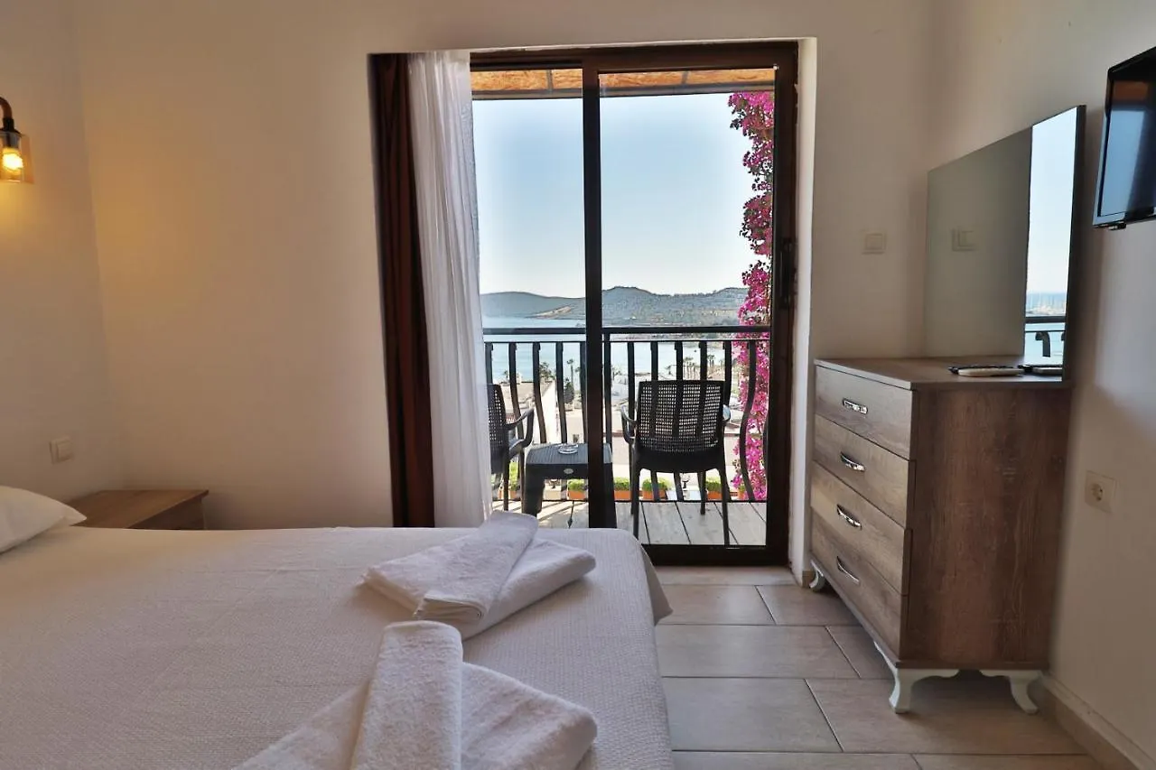 Gumbet Hotel 3*,